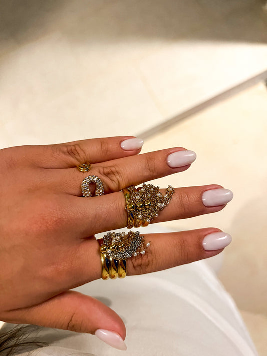 Paper Clip Gold Pavé Ring