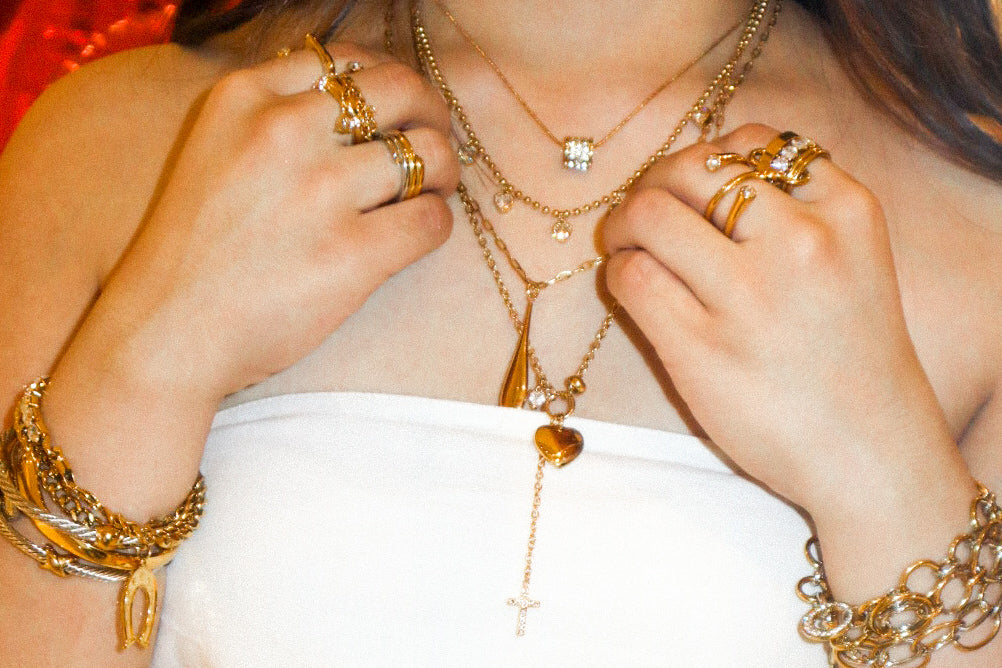 Gold Asymmetrical Circle Zircon Ring