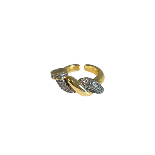 Twist Pavé Ring